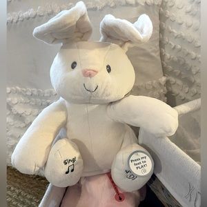 GUND Flora Animated Peek A Boo Bunny Plush Toy - NWT